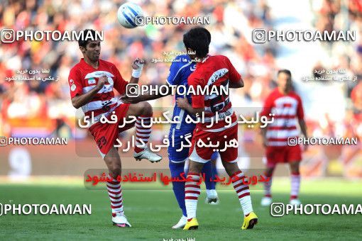 710697, Tehran, [*parameter:4*], لیگ برتر فوتبال ایران، Persian Gulf Cup، Week 11، First Leg، Esteghlal 1 v 0 Persepolis on 2010/10/15 at Azadi Stadium