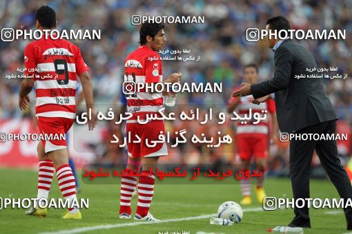 710641, Tehran, [*parameter:4*], لیگ برتر فوتبال ایران، Persian Gulf Cup، Week 11، First Leg، Esteghlal 1 v 0 Persepolis on 2010/10/15 at Azadi Stadium