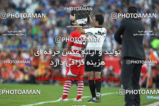710750, Tehran, [*parameter:4*], لیگ برتر فوتبال ایران، Persian Gulf Cup، Week 11، First Leg، Esteghlal 1 v 0 Persepolis on 2010/10/15 at Azadi Stadium