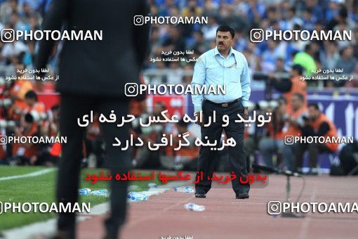 710562, Tehran, [*parameter:4*], لیگ برتر فوتبال ایران، Persian Gulf Cup، Week 11، First Leg، Esteghlal 1 v 0 Persepolis on 2010/10/15 at Azadi Stadium