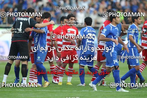 710556, Tehran, [*parameter:4*], لیگ برتر فوتبال ایران، Persian Gulf Cup، Week 11، First Leg، Esteghlal 1 v 0 Persepolis on 2010/10/15 at Azadi Stadium