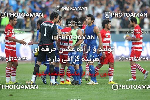 710633, Tehran, [*parameter:4*], لیگ برتر فوتبال ایران، Persian Gulf Cup، Week 11، First Leg، Esteghlal 1 v 0 Persepolis on 2010/10/15 at Azadi Stadium