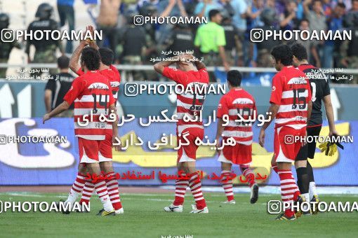 710649, Tehran, [*parameter:4*], لیگ برتر فوتبال ایران، Persian Gulf Cup، Week 11، First Leg، Esteghlal 1 v 0 Persepolis on 2010/10/15 at Azadi Stadium