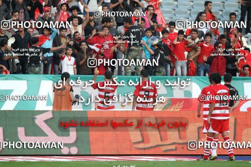 710772, Tehran, [*parameter:4*], لیگ برتر فوتبال ایران، Persian Gulf Cup، Week 11، First Leg، Esteghlal 1 v 0 Persepolis on 2010/10/15 at Azadi Stadium