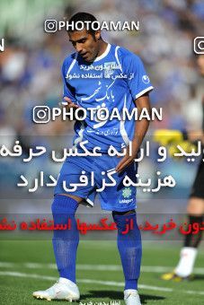710851, Tehran, [*parameter:4*], لیگ برتر فوتبال ایران، Persian Gulf Cup، Week 11، First Leg، Esteghlal 1 v 0 Persepolis on 2010/10/15 at Azadi Stadium