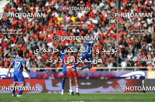 710922, Tehran, [*parameter:4*], لیگ برتر فوتبال ایران، Persian Gulf Cup، Week 11، First Leg، Esteghlal 1 v 0 Persepolis on 2010/10/15 at Azadi Stadium