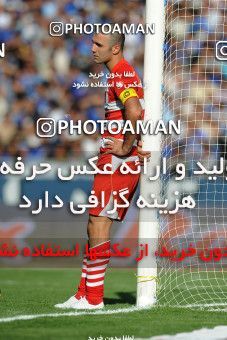 710881, Tehran, [*parameter:4*], لیگ برتر فوتبال ایران، Persian Gulf Cup، Week 11، First Leg، Esteghlal 1 v 0 Persepolis on 2010/10/15 at Azadi Stadium
