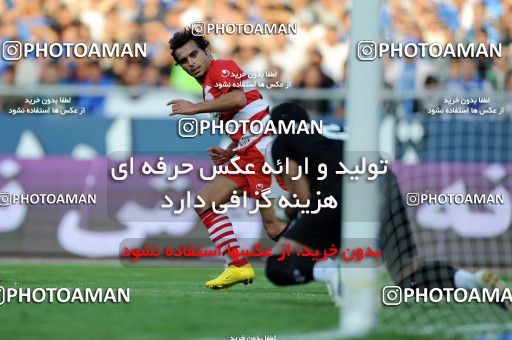 710903, Tehran, [*parameter:4*], لیگ برتر فوتبال ایران، Persian Gulf Cup، Week 11، First Leg، Esteghlal 1 v 0 Persepolis on 2010/10/15 at Azadi Stadium