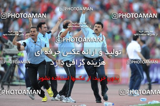 710807, Tehran, [*parameter:4*], لیگ برتر فوتبال ایران، Persian Gulf Cup، Week 11، First Leg، Esteghlal 1 v 0 Persepolis on 2010/10/15 at Azadi Stadium