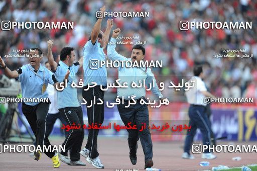 710900, Tehran, [*parameter:4*], لیگ برتر فوتبال ایران، Persian Gulf Cup، Week 11، First Leg، Esteghlal 1 v 0 Persepolis on 2010/10/15 at Azadi Stadium
