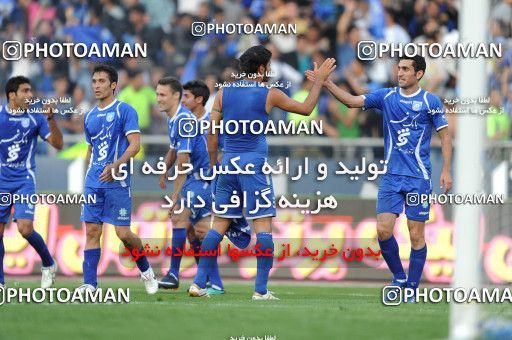 710846, Tehran, [*parameter:4*], لیگ برتر فوتبال ایران، Persian Gulf Cup، Week 11، First Leg، Esteghlal 1 v 0 Persepolis on 2010/10/15 at Azadi Stadium