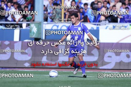 758787, Tehran, [*parameter:4*], لیگ برتر فوتبال ایران، Persian Gulf Cup، Week 11، First Leg، Esteghlal 1 v 0 Persepolis on 2010/10/15 at Azadi Stadium