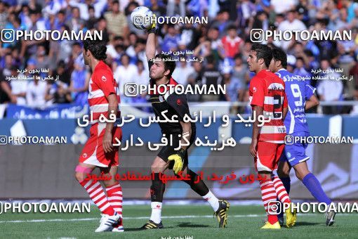 758642, Tehran, [*parameter:4*], لیگ برتر فوتبال ایران، Persian Gulf Cup، Week 11، First Leg، Esteghlal 1 v 0 Persepolis on 2010/10/15 at Azadi Stadium