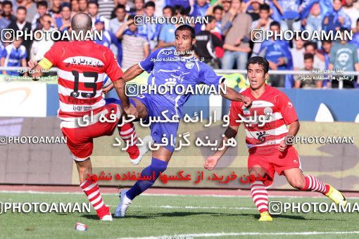 758691, Tehran, [*parameter:4*], لیگ برتر فوتبال ایران، Persian Gulf Cup، Week 11، First Leg، Esteghlal 1 v 0 Persepolis on 2010/10/15 at Azadi Stadium