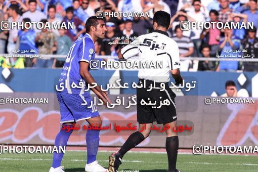 758713, Tehran, [*parameter:4*], لیگ برتر فوتبال ایران، Persian Gulf Cup، Week 11، First Leg، Esteghlal 1 v 0 Persepolis on 2010/10/15 at Azadi Stadium