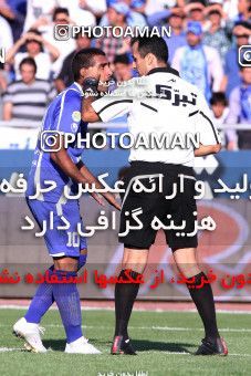 758678, Tehran, [*parameter:4*], لیگ برتر فوتبال ایران، Persian Gulf Cup، Week 11، First Leg، Esteghlal 1 v 0 Persepolis on 2010/10/15 at Azadi Stadium
