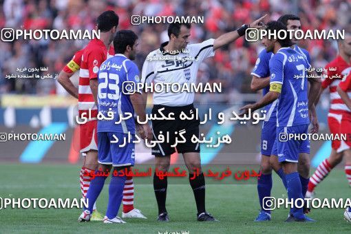 758675, Tehran, [*parameter:4*], لیگ برتر فوتبال ایران، Persian Gulf Cup، Week 11، First Leg، Esteghlal 1 v 0 Persepolis on 2010/10/15 at Azadi Stadium