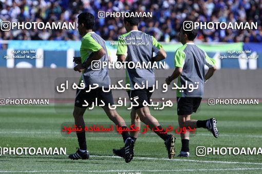 758662, Tehran, [*parameter:4*], لیگ برتر فوتبال ایران، Persian Gulf Cup، Week 11، First Leg، Esteghlal 1 v 0 Persepolis on 2010/10/15 at Azadi Stadium