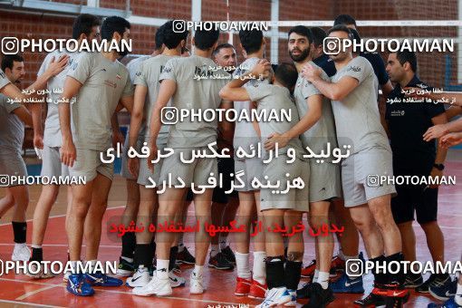 712690, جلسه تمرینی تیم ملی والیبال ایران، 1396/02/22، ، ماریبور، سالن هاباکوک