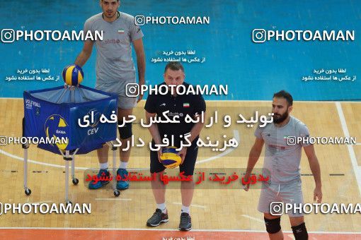 712861, جلسه تمرینی تیم ملی والیبال ایران، 1396/02/22، ، ماریبور، سالن هاباکوک