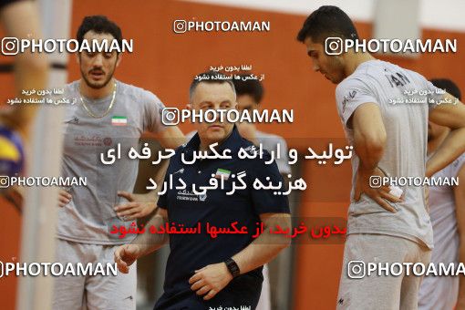 712199, جلسه تمرینی تیم ملی والیبال ایران، 1396/02/27، ، ماریبور، سالن هاباکوک
