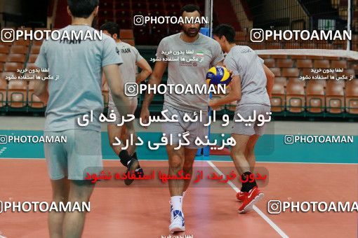 713254, جلسه تمرینی تیم ملی والیبال ایران، 1396/02/29، ، کاتوویچ، سالن اسپودک