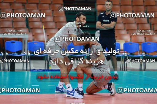713676, جلسه تمرینی تیم ملی والیبال ایران، 1396/02/30، ، کاتوویچ، سالن اسپودک