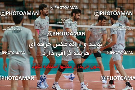 713685, جلسه تمرینی تیم ملی والیبال ایران، 1396/02/30، ، کاتوویچ، سالن اسپودک