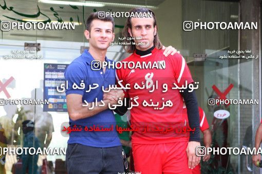715904, Tehran, , Friendly logistics match، Naft Tehran 3 - 3 Tractor Sazi on 2013/06/27 at Shahid Dastgerdi Stadium