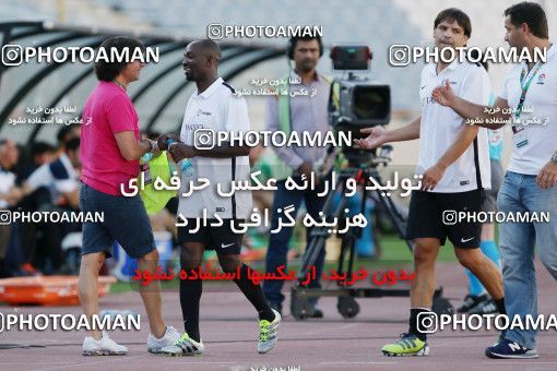716778, Tehran, , International friendly match، Iran&#039;s Stars 1 - 4  on 2016/08/25 at Azadi Stadium