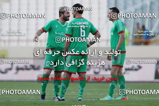 716823, Tehran, , International friendly match، Iran&#039;s Stars 1 - 4  on 2016/08/25 at Azadi Stadium