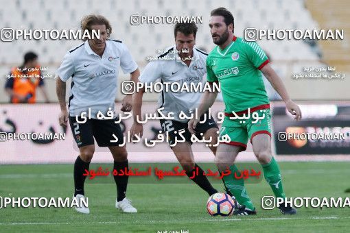716622, Tehran, , International friendly match، Iran&#039;s Stars 1 - 4  on 2016/08/25 at Azadi Stadium