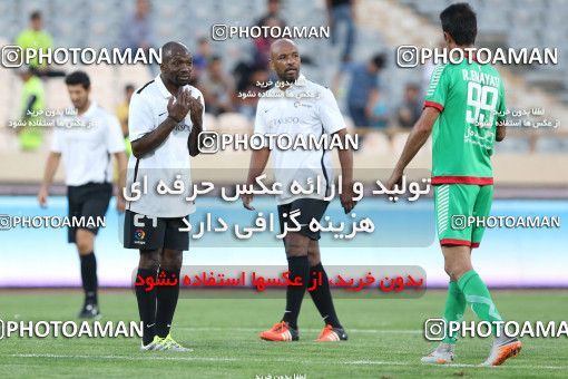 716587, Tehran, , International friendly match، Iran&#039;s Stars 1 - 4  on 2016/08/25 at Azadi Stadium