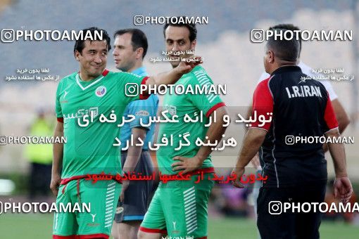 716783, Tehran, , International friendly match، Iran&#039;s Stars 1 - 4  on 2016/08/25 at Azadi Stadium