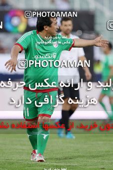 716736, Tehran, , International friendly match، Iran&#039;s Stars 1 - 4  on 2016/08/25 at Azadi Stadium