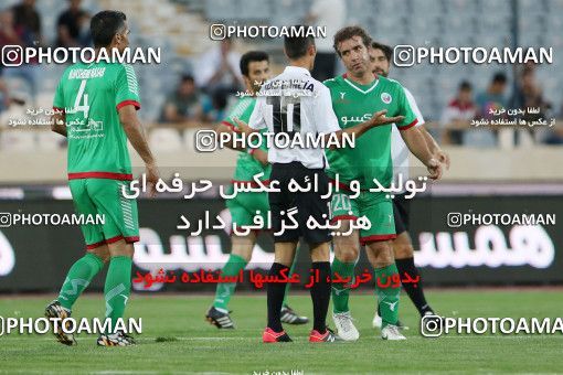 716660, Tehran, , International friendly match، Iran&#039;s Stars 1 - 4  on 2016/08/25 at Azadi Stadium