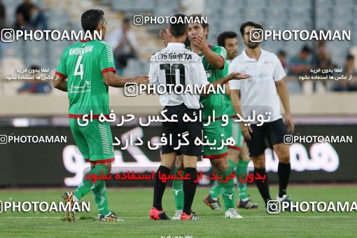 716865, Tehran, , International friendly match، Iran&#039;s Stars 1 - 4  on 2016/08/25 at Azadi Stadium