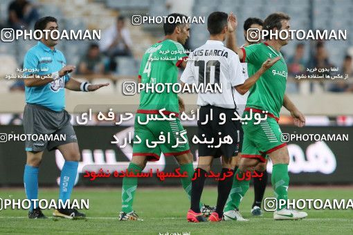 716884, Tehran, , International friendly match، Iran&#039;s Stars 1 - 4  on 2016/08/25 at Azadi Stadium