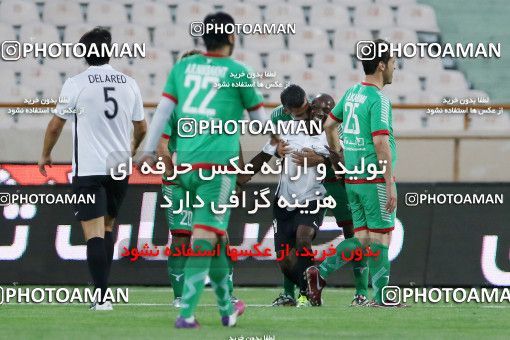 716638, Tehran, , International friendly match، Iran&#039;s Stars 1 - 4  on 2016/08/25 at Azadi Stadium