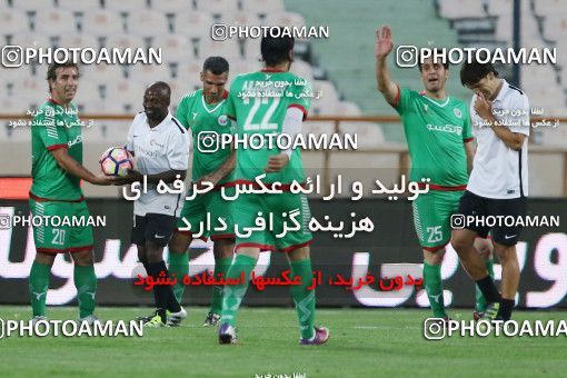 716588, Tehran, , International friendly match، Iran&#039;s Stars 1 - 4  on 2016/08/25 at Azadi Stadium
