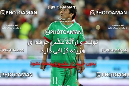 716596, Tehran, , International friendly match، Iran&#039;s Stars 1 - 4  on 2016/08/25 at Azadi Stadium