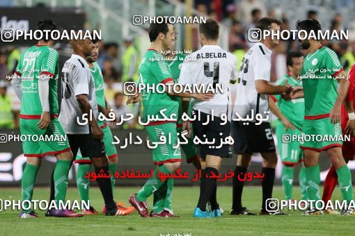 716881, Tehran, , International friendly match، Iran&#039;s Stars 1 - 4  on 2016/08/25 at Azadi Stadium
