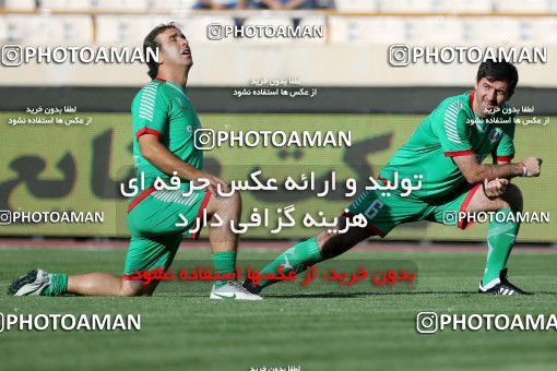 716631, Tehran, , International friendly match، Iran&#039;s Stars 1 - 4  on 2016/08/25 at Azadi Stadium