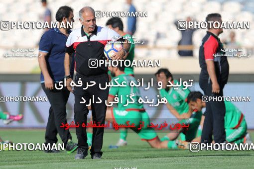 716584, Tehran, , International friendly match، Iran&#039;s Stars 1 - 4  on 2016/08/25 at Azadi Stadium