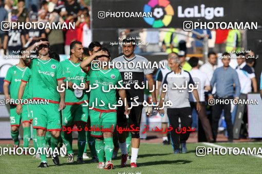 716775, Tehran, , International friendly match، Iran&#039;s Stars 1 - 4  on 2016/08/25 at Azadi Stadium