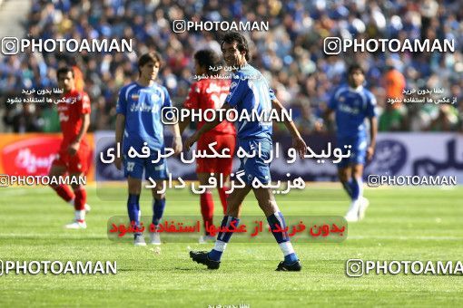 720953, Tehran, Iran, لیگ برتر فوتبال ایران، Persian Gulf Cup، Week 9، First Leg، Persepolis 1 v 1 Esteghlal on 2009/10/02 at Azadi Stadium