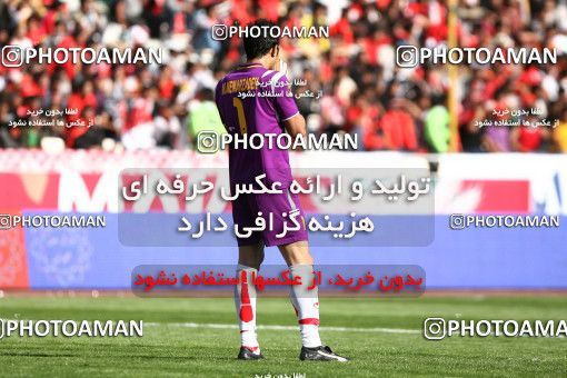 720990, Tehran, Iran, لیگ برتر فوتبال ایران، Persian Gulf Cup، Week 9، First Leg، Persepolis 1 v 1 Esteghlal on 2009/10/02 at Azadi Stadium