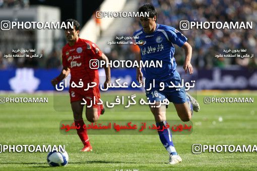 720860, Tehran, Iran, لیگ برتر فوتبال ایران، Persian Gulf Cup، Week 9، First Leg، Persepolis 1 v 1 Esteghlal on 2009/10/02 at Azadi Stadium