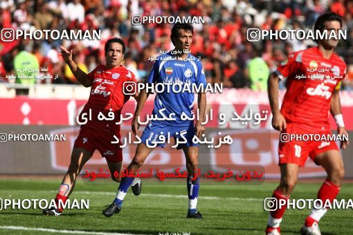 720983, Tehran, Iran, لیگ برتر فوتبال ایران، Persian Gulf Cup، Week 9، First Leg، Persepolis 1 v 1 Esteghlal on 2009/10/02 at Azadi Stadium