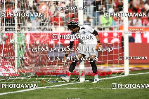 720918, Tehran, Iran, لیگ برتر فوتبال ایران، Persian Gulf Cup، Week 9، First Leg، Persepolis 1 v 1 Esteghlal on 2009/10/02 at Azadi Stadium